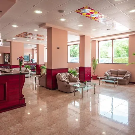 Paradise Park Златни пясъци