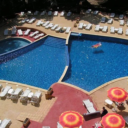 Lägenhetshotell Paradise Park 3*