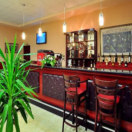 Апартхотел Paradise Park 3*