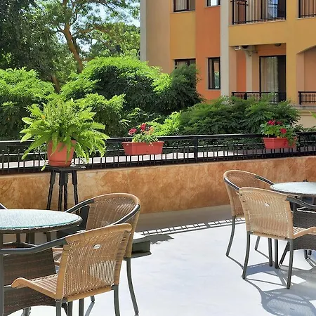 Paradise Park 3* Златни пясъци