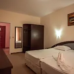 Paradise Park Апарт-отель 3*