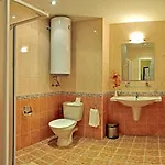 Paradise Park 3* Golden Sands