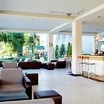 Aparthotel Paradise Park 3*