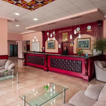 Paradise Park Aparthotel Golden Sands