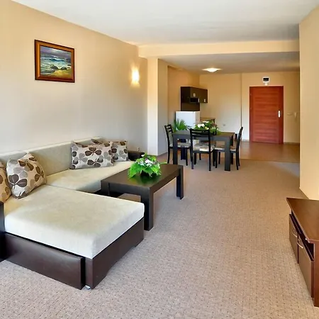 Paradise Park Aparthotel Golden Sands