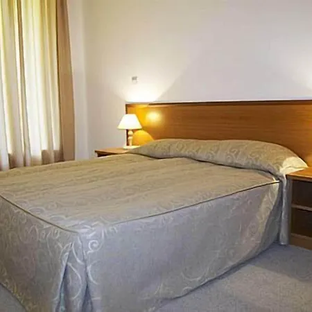 Paradise Park 3* Golden Sands