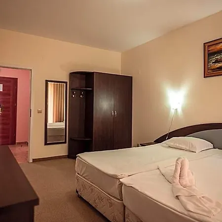 Aparthotel Paradise Park Golden Sands