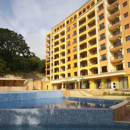Aparthotel Paradise Park Golden Sands