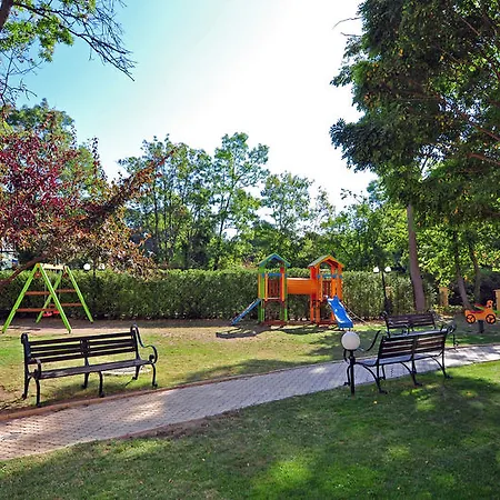 Hotel apartamentowy Paradise Park