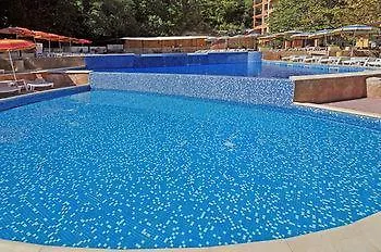 Aparthotel Paradise Park Golden Sands