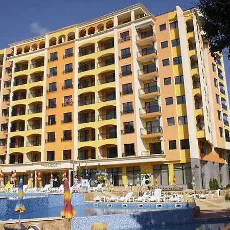 Paradise Park Golden Sands