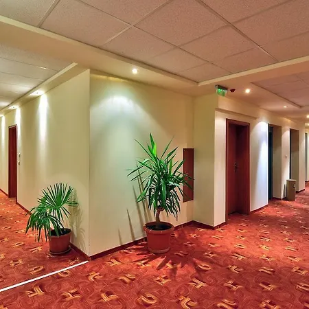 Paradise Park Hotel apartamentowy 3*