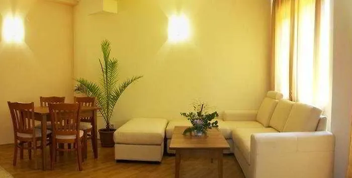 Paradise Park Apart-hotel