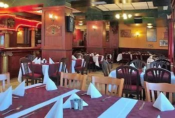 Paradise Park Aparthotel 3*