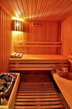 Paradise Park Aparthotel