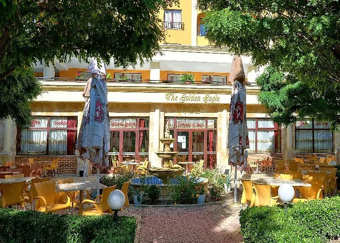 Paradise Park Apart-hotel 3*