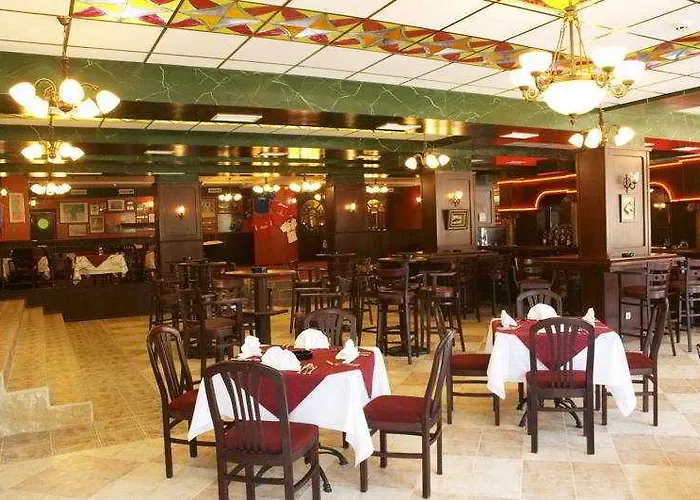 Paradise Park Apart-hotel 3*